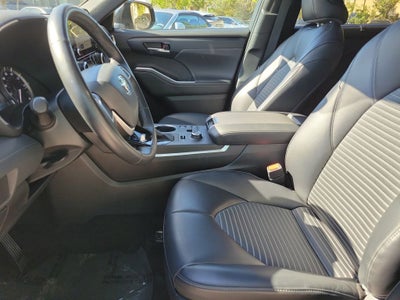 2024 Toyota Highlander XSE