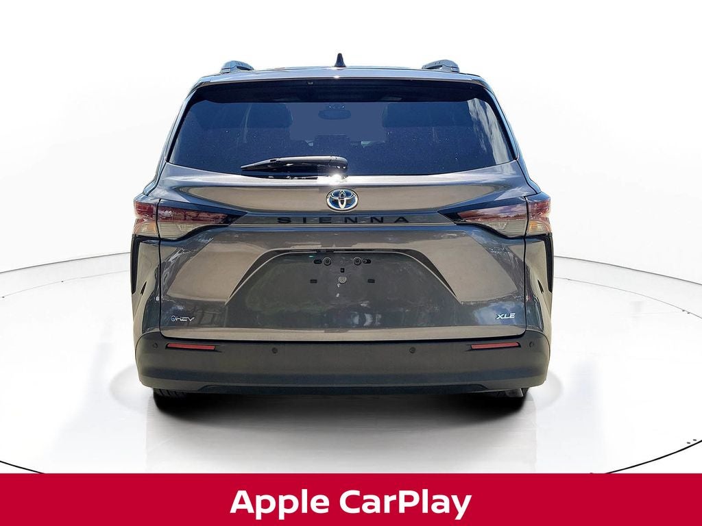 2025 Toyota Sienna XLE 8 Passenger