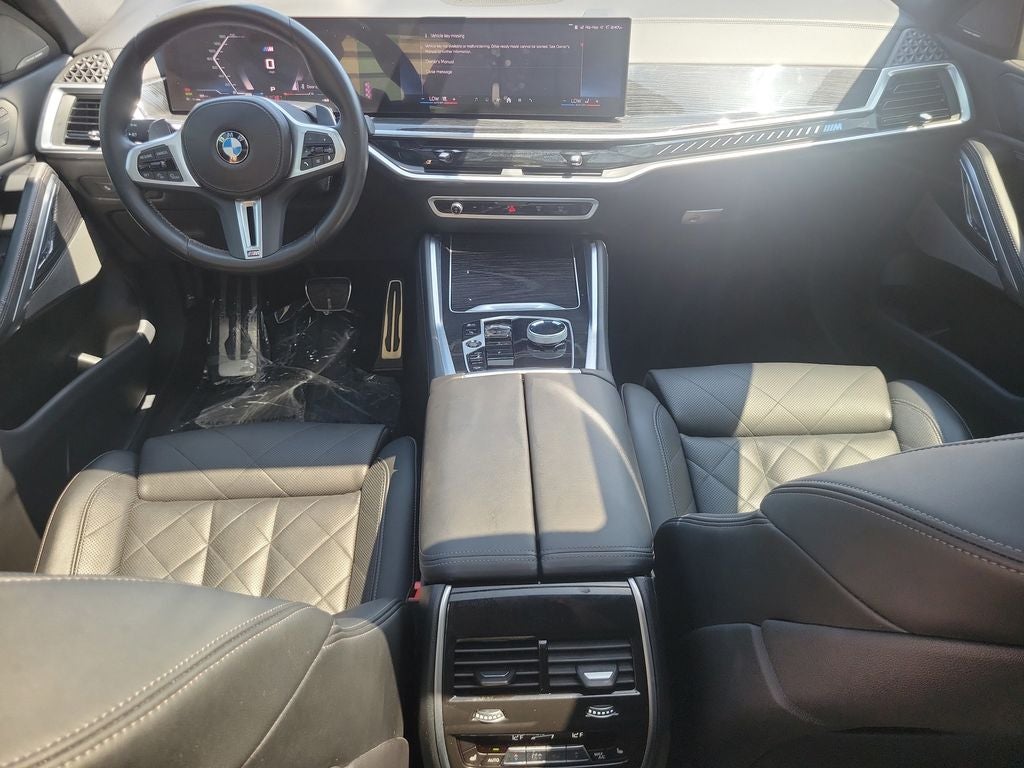 2024 BMW X6 M60i M Sport Professional