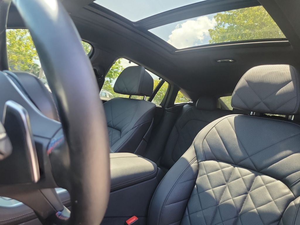 2024 BMW X6 M60i M Sport Professional