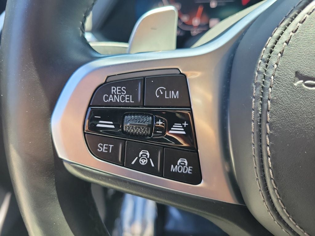 2020 BMW X7 M50i AWD
