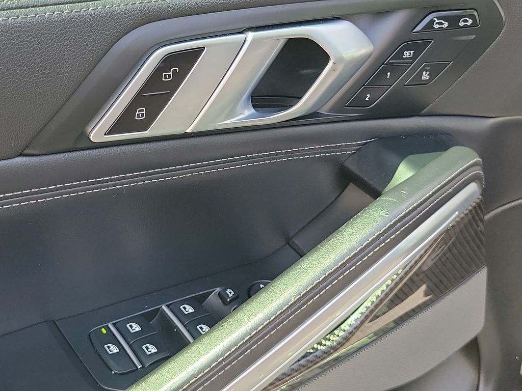 2020 BMW X6 M50i