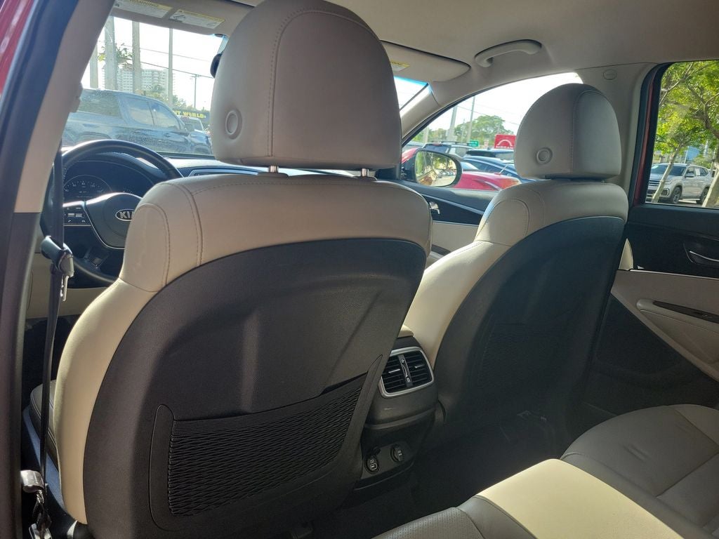 2019 Kia Sorento EX V6