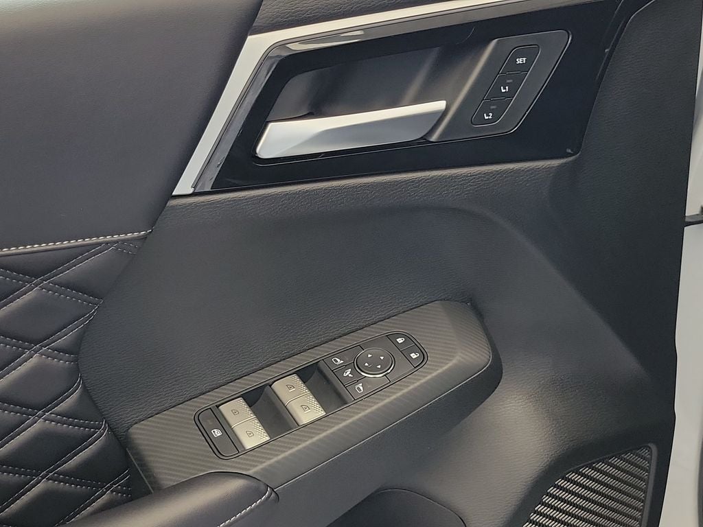2026 Nissan Rogue Plug-In Hybrid Platinum