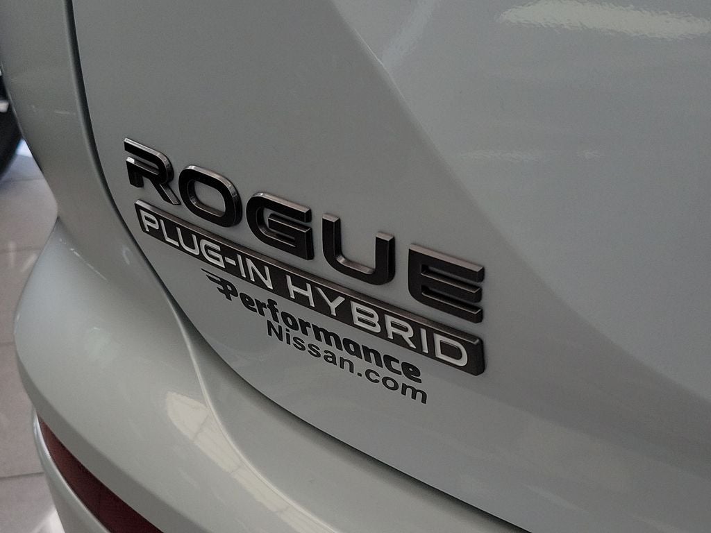 2026 Nissan Rogue Plug-In Hybrid Platinum