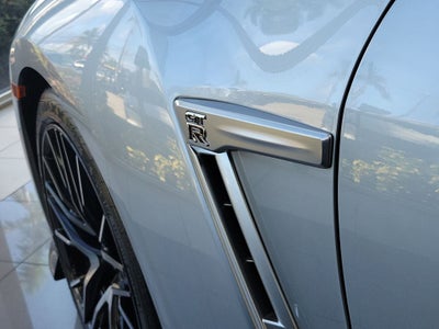 2024 Nissan GT-R Premium