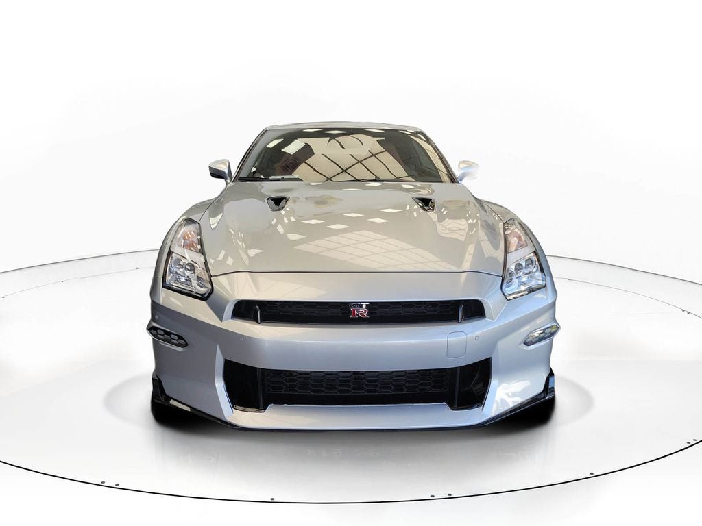 2024 Nissan GT-R Premium