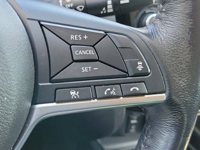 2017 Nissan Rogue Sport SL w/Premium/Platinum Pkg
