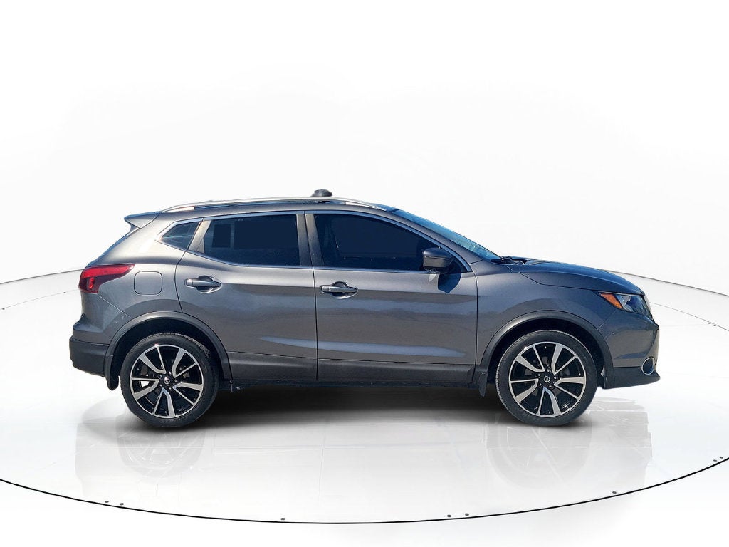 2017 Nissan Rogue Sport SL w/Premium/Platinum Pkg