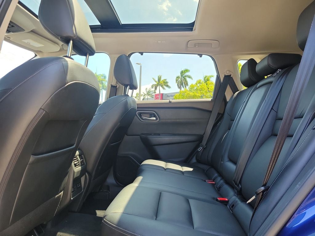 2021 Nissan Rogue SL w/PREMIUM PACKAGE
