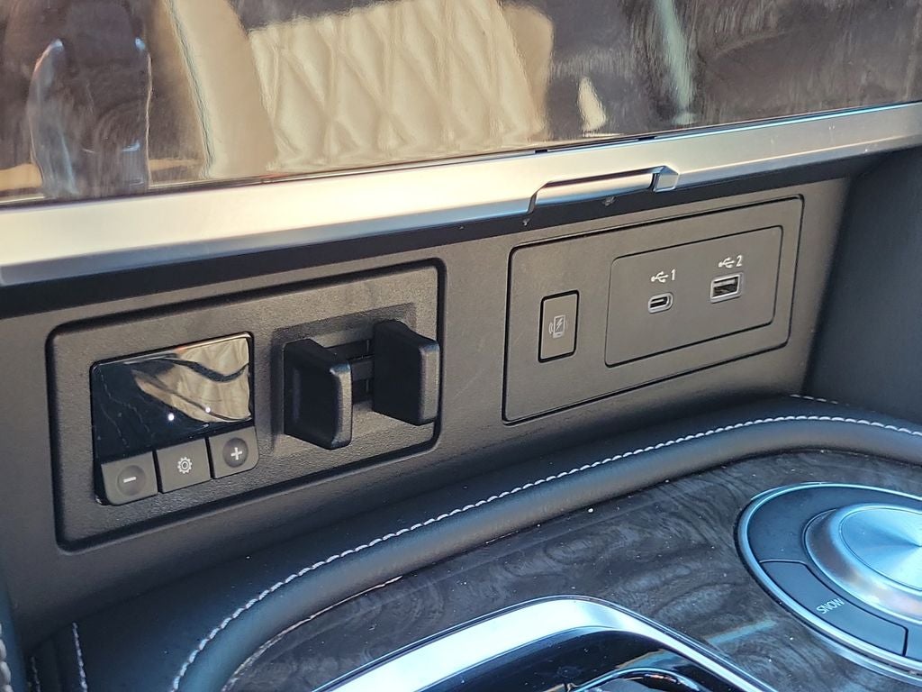 2022 Nissan Armada Platinum