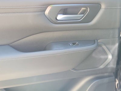 2026 Nissan Armada SV