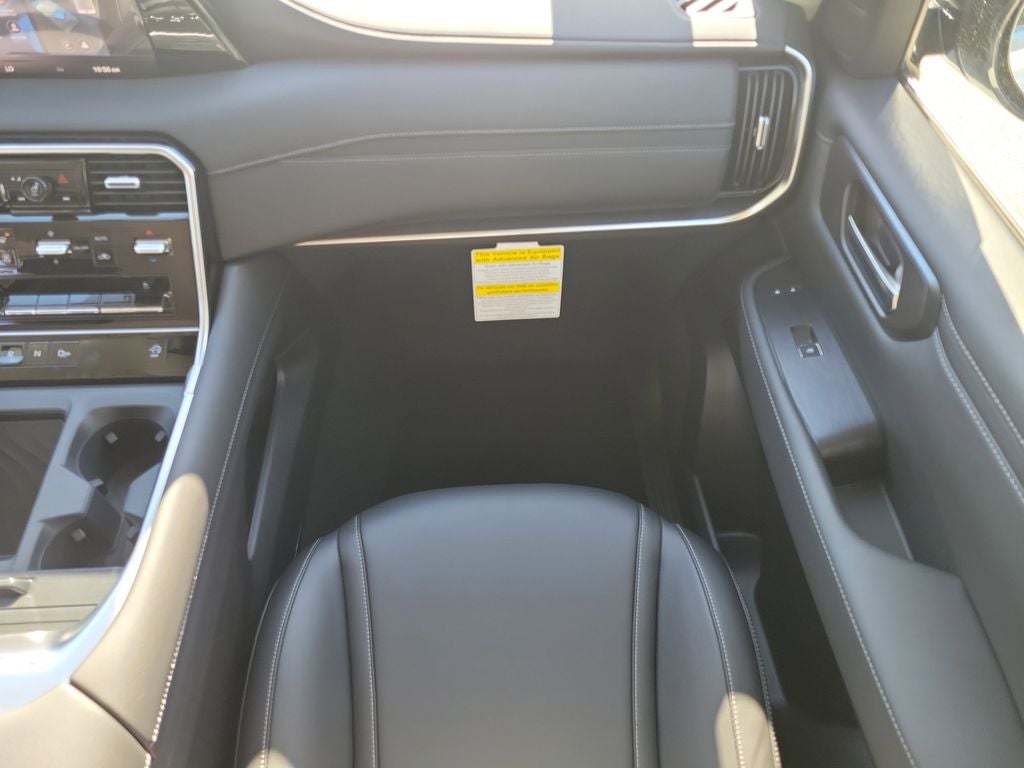 2026 Nissan Armada SV