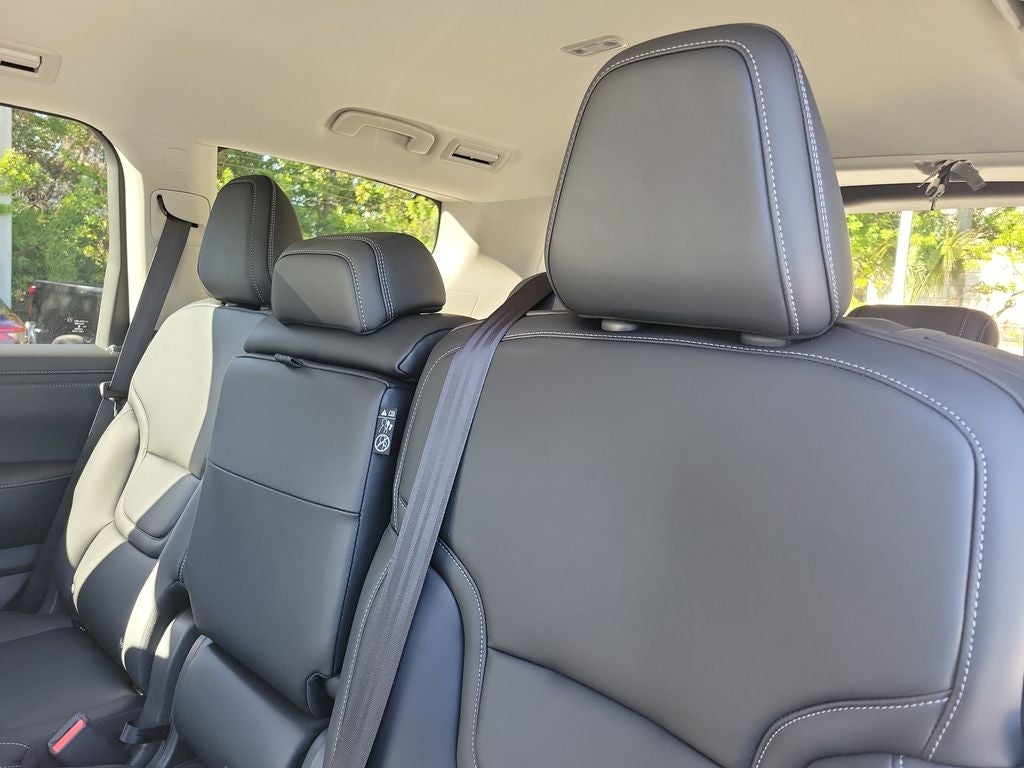 2026 Nissan Armada SV