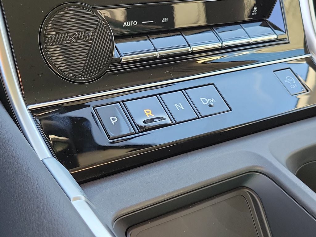 2026 Nissan Armada SV