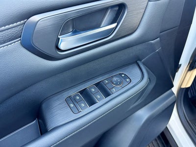 2026 Nissan Armada SV