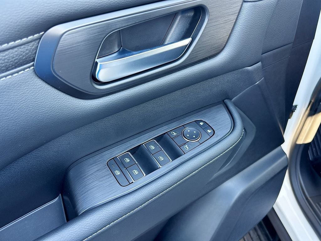 2026 Nissan Armada SV