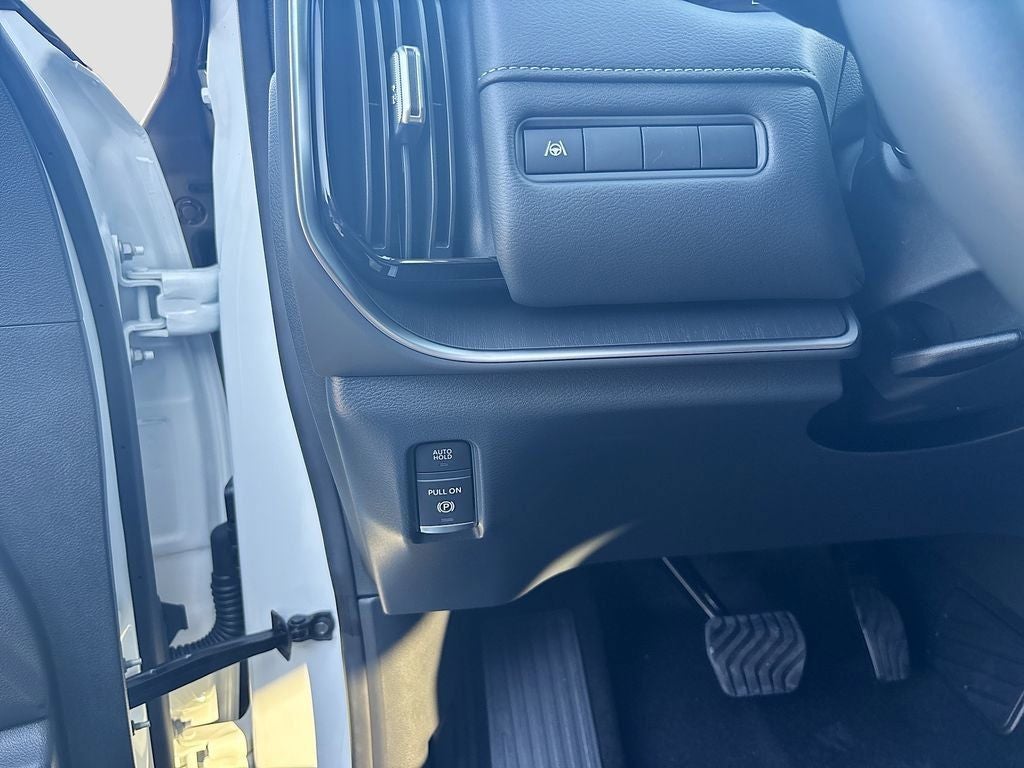 2026 Nissan Armada SV