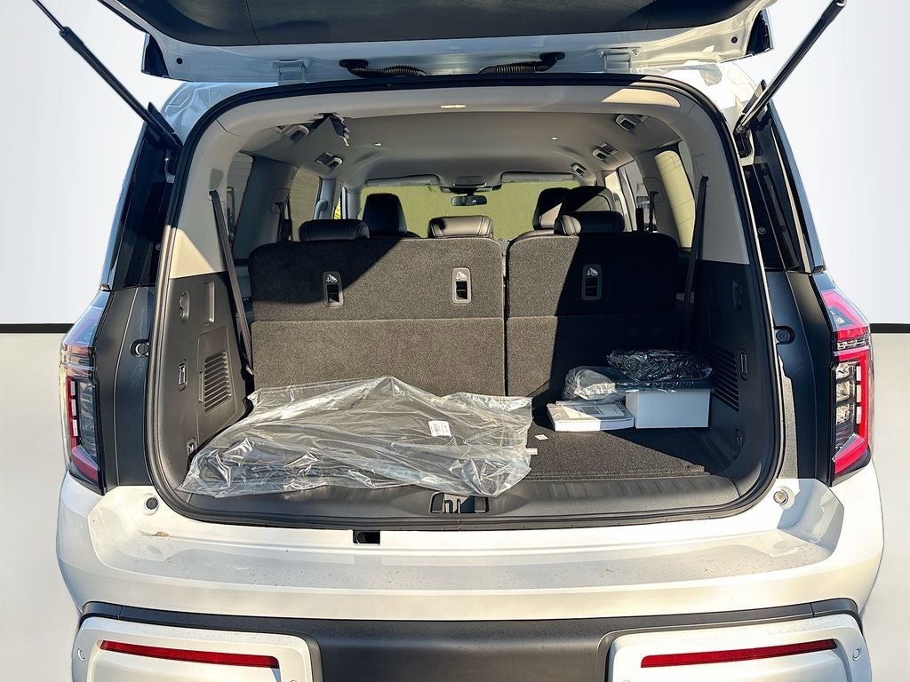 2026 Nissan Armada SV