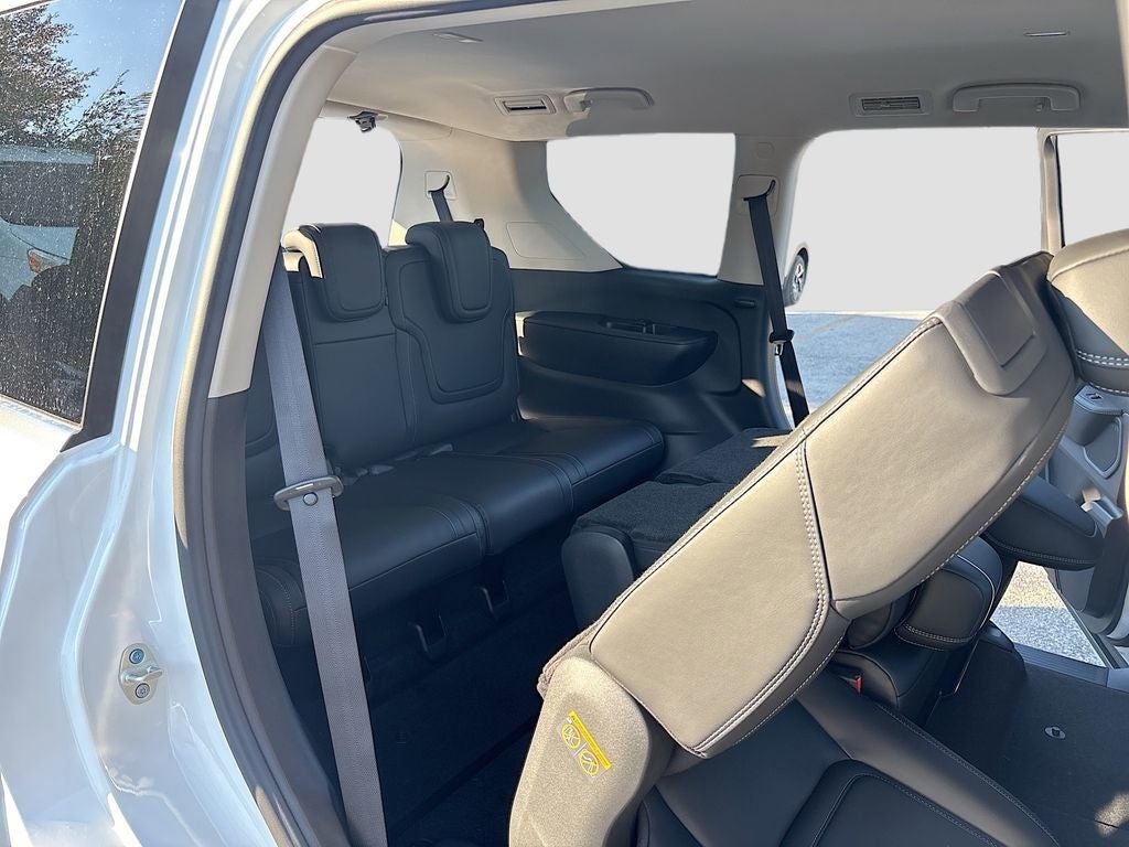 2026 Nissan Armada SV