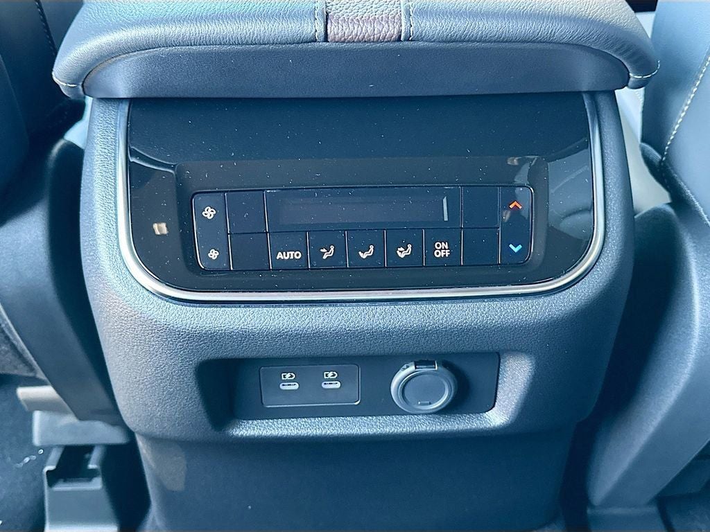 2026 Nissan Armada SL Captains