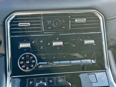 2026 Nissan Armada SL Captains Chairs