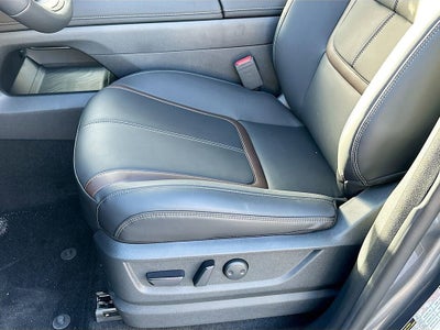 2026 Nissan Armada SL Captains Chairs