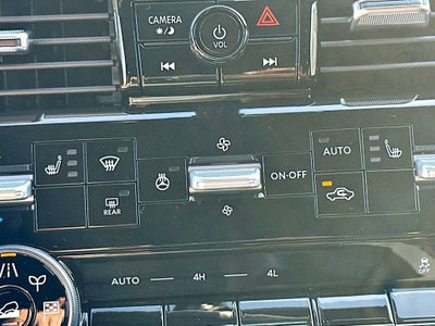 2026 Nissan Armada SL Captains Chairs