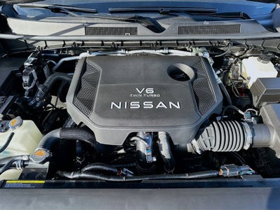 2026 Nissan Armada SL Captains Chairs