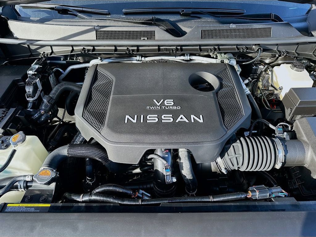 2026 Nissan Armada SL Captains Chairs