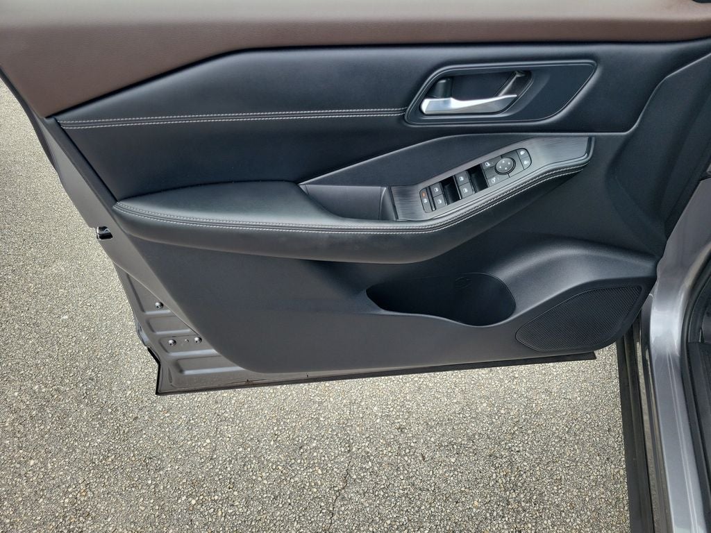 2023 Nissan Rogue SV w/Premium Package