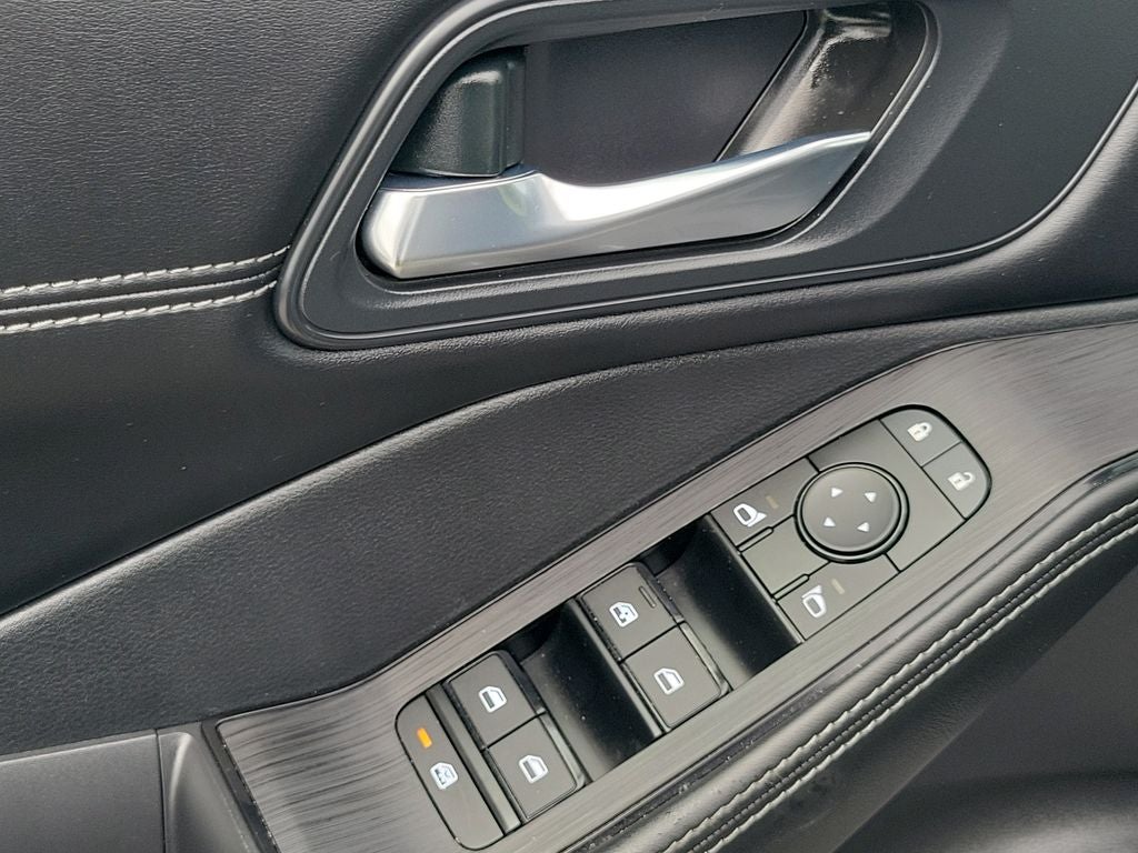 2023 Nissan Rogue SV w/Premium Package