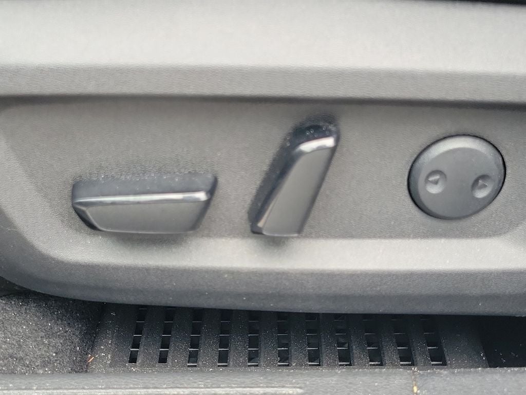 2023 Nissan Rogue SV w/Premium Package