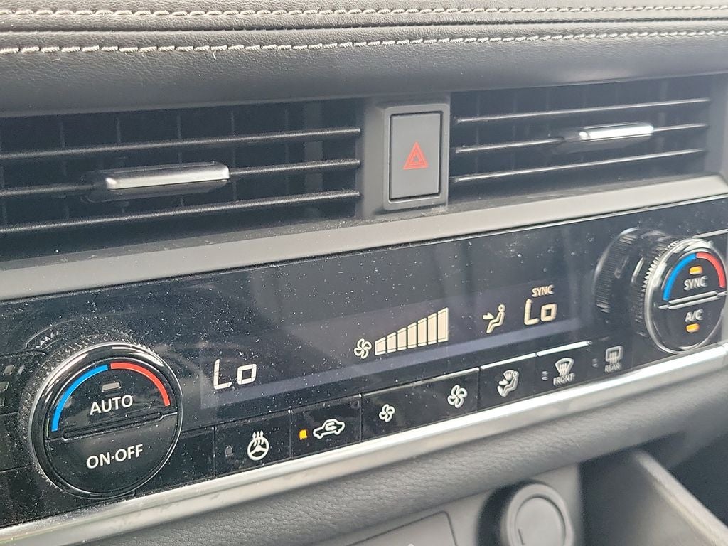 2023 Nissan Rogue SV w/Premium Package