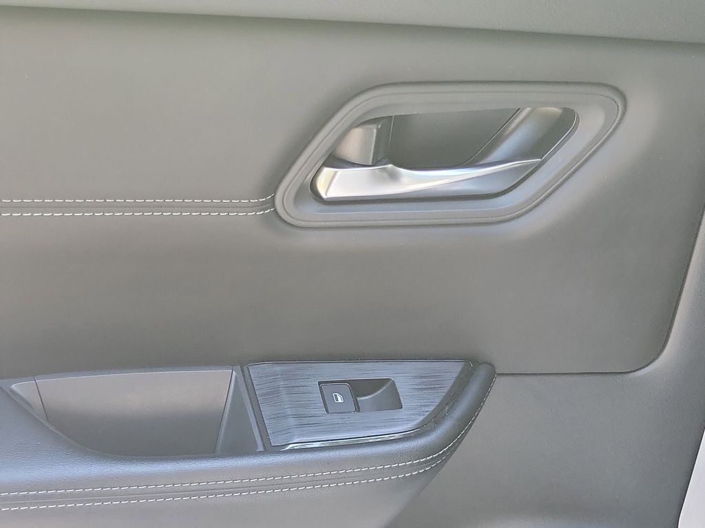 2024 Nissan Rogue SV w/Premium Package