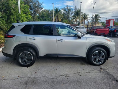 2024 Nissan Rogue SV w/Premium Package