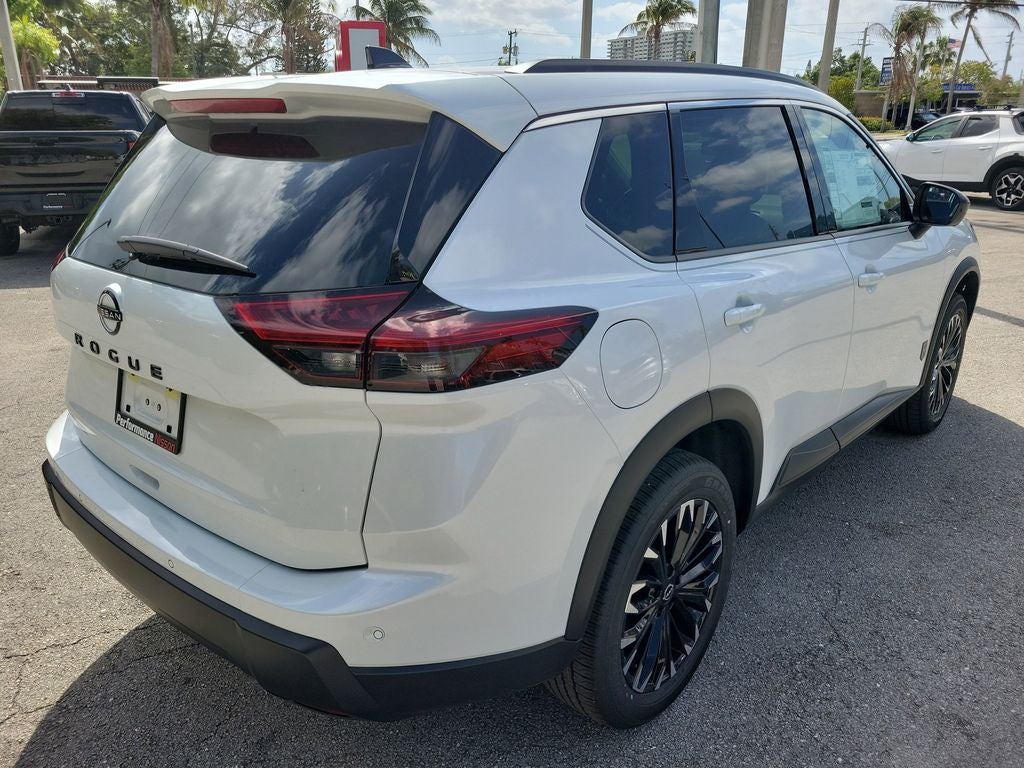 2026 Nissan Rogue Dark Armor