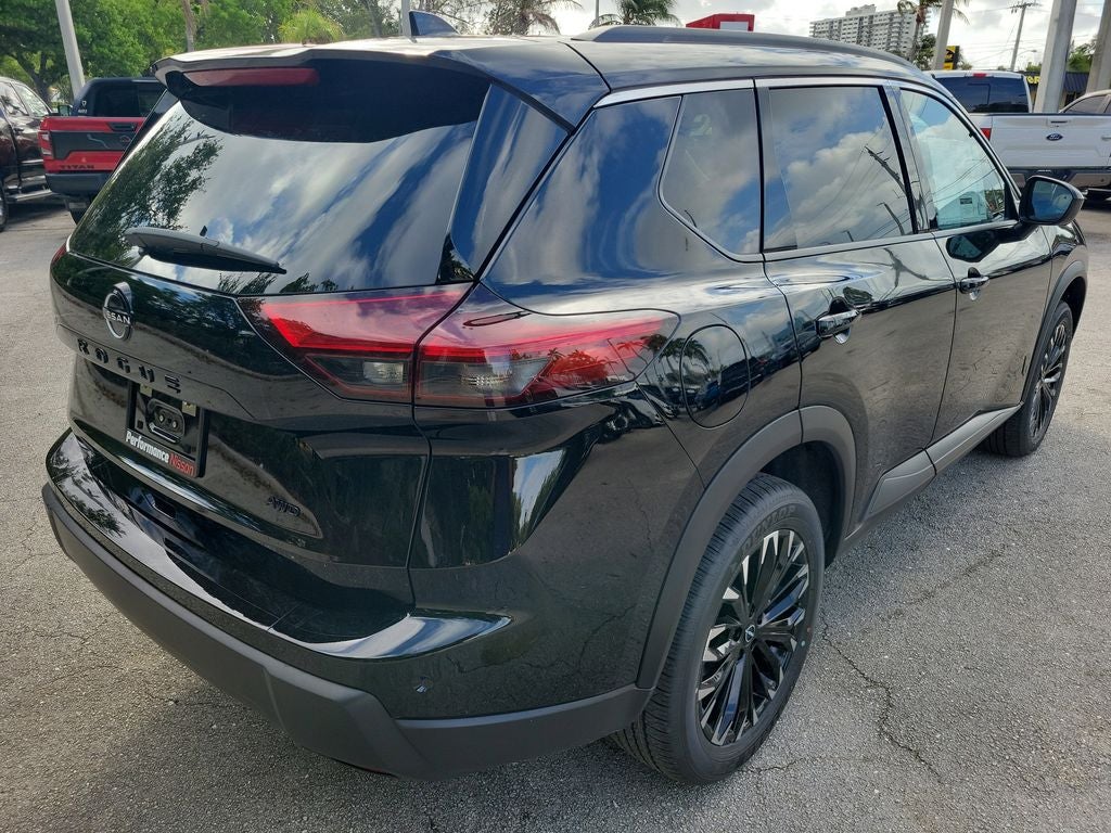 2026 Nissan Rogue Dark Armor