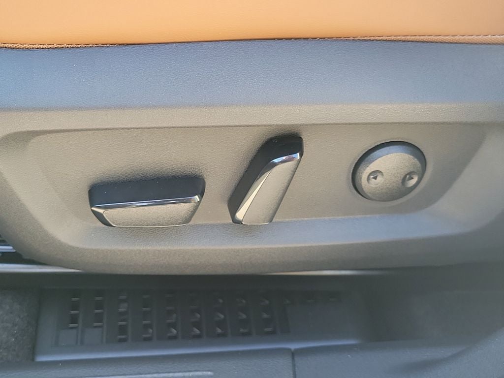 2026 Nissan Rogue Platinum Premium