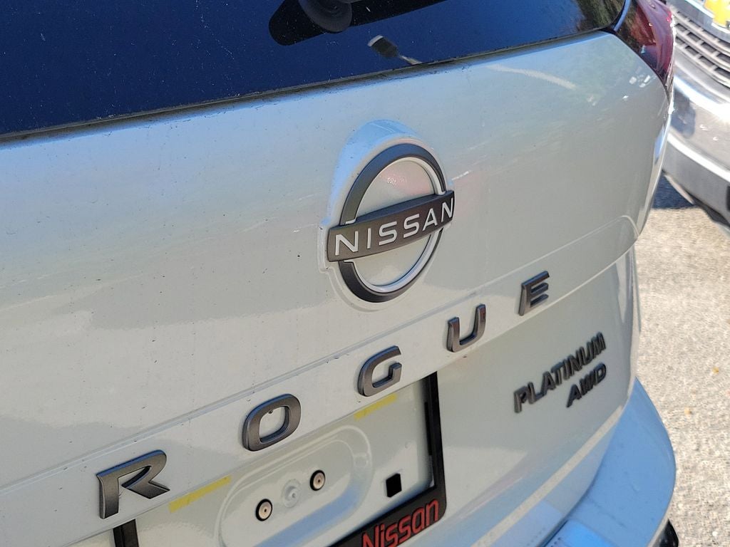 2026 Nissan Rogue Platinum Premium