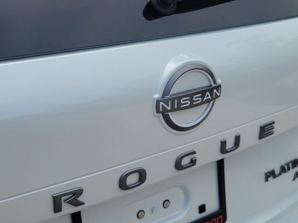 2026 Nissan Rogue Platinum Premium