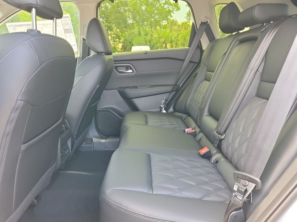 2026 Nissan Rogue Platinum Premium