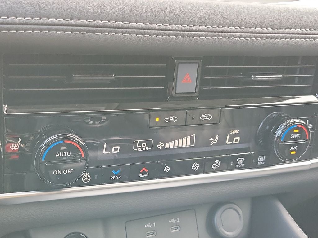 2026 Nissan Rogue Platinum Premium