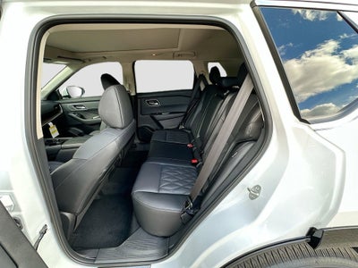 2026 Nissan Rogue Platinum Premium