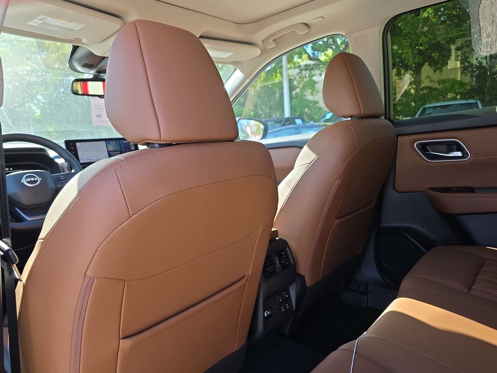 2026 Nissan Rogue Platinum Premium