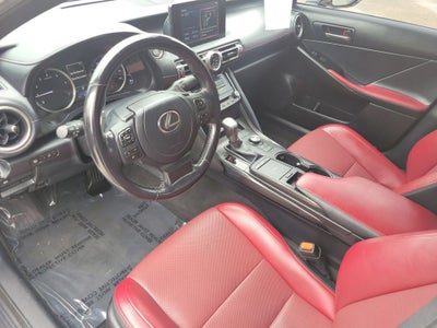 2022 Lexus IS 300
