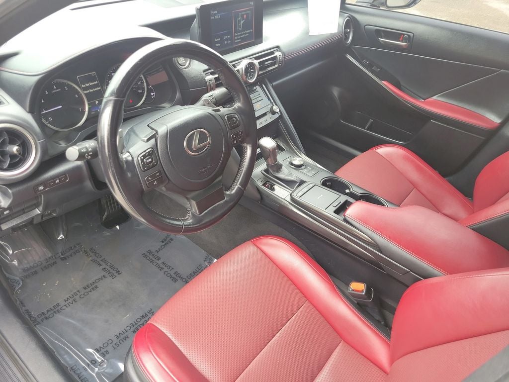2022 Lexus IS 300