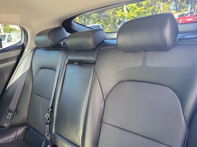 2019 Kia Stinger Base