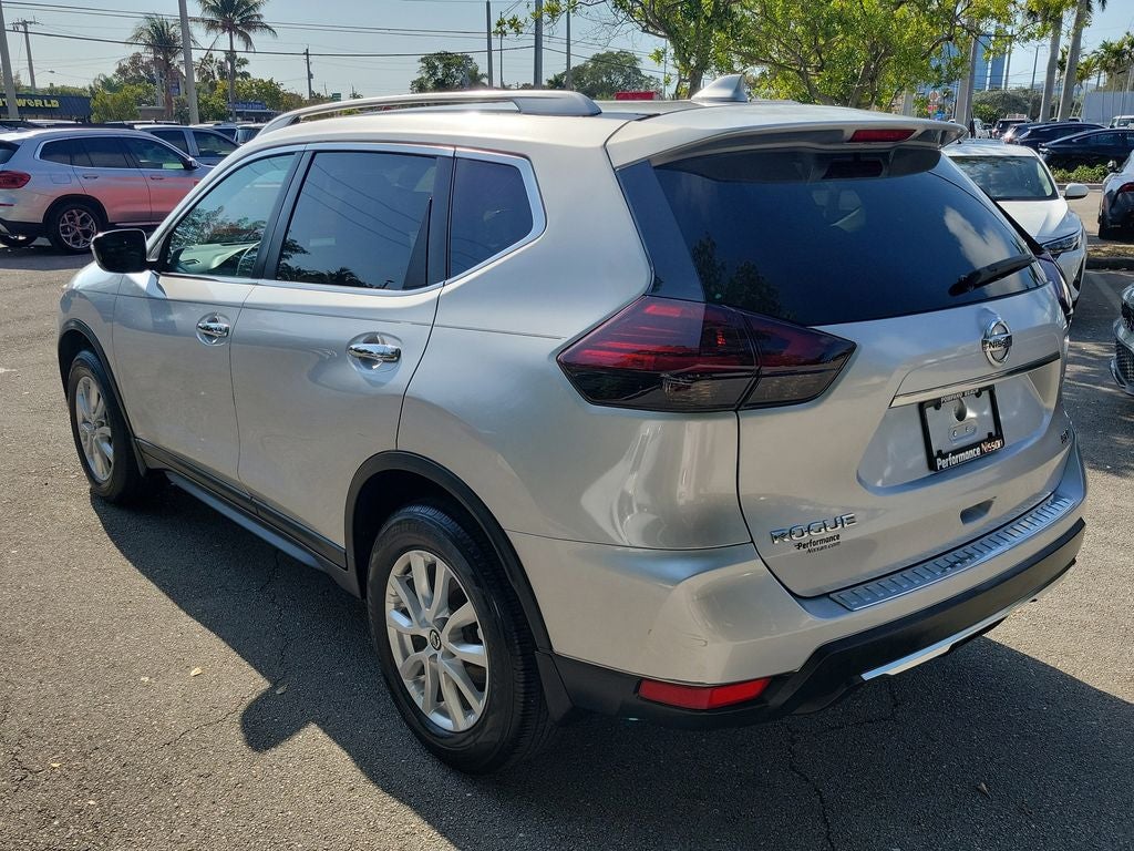 2017 Nissan Rogue SV
