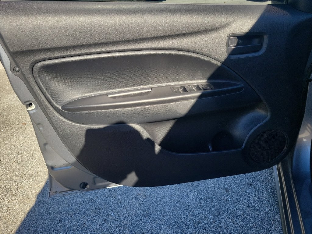 2021 Mitsubishi Mirage LE